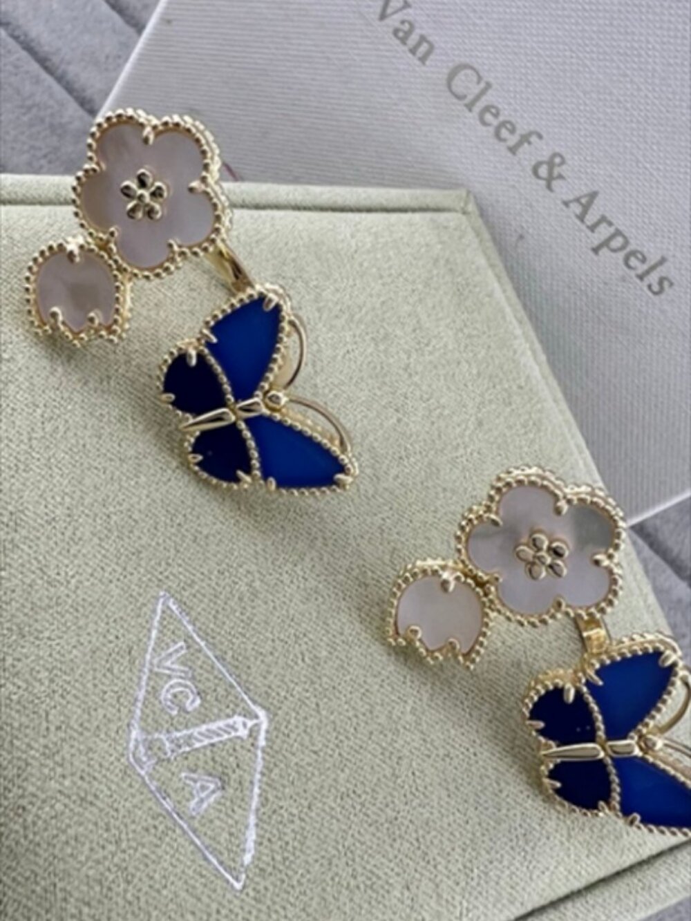 ✨Van Cleef & Arpels Turquoise Butterfly and Four-Leaf Clover Earrings✨